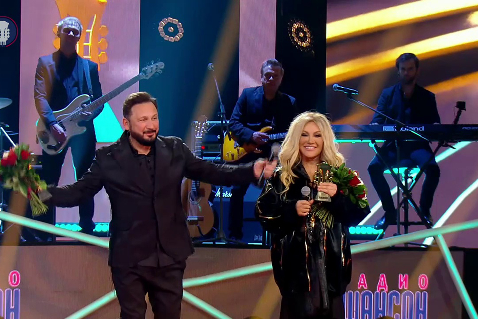 Таисия Повалий вернулась на сцену на премии Шансон года 2022