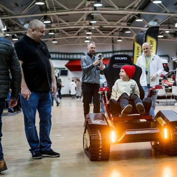 Выставка «Вездеходер»