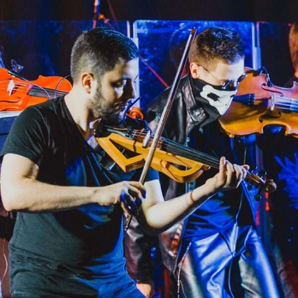 Концерт HighTime Orchestra «Моцарт. Маленькая ночная серенада» при свечах в оранжерее