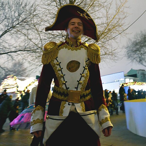 23 февраля в саду Эрмитаж