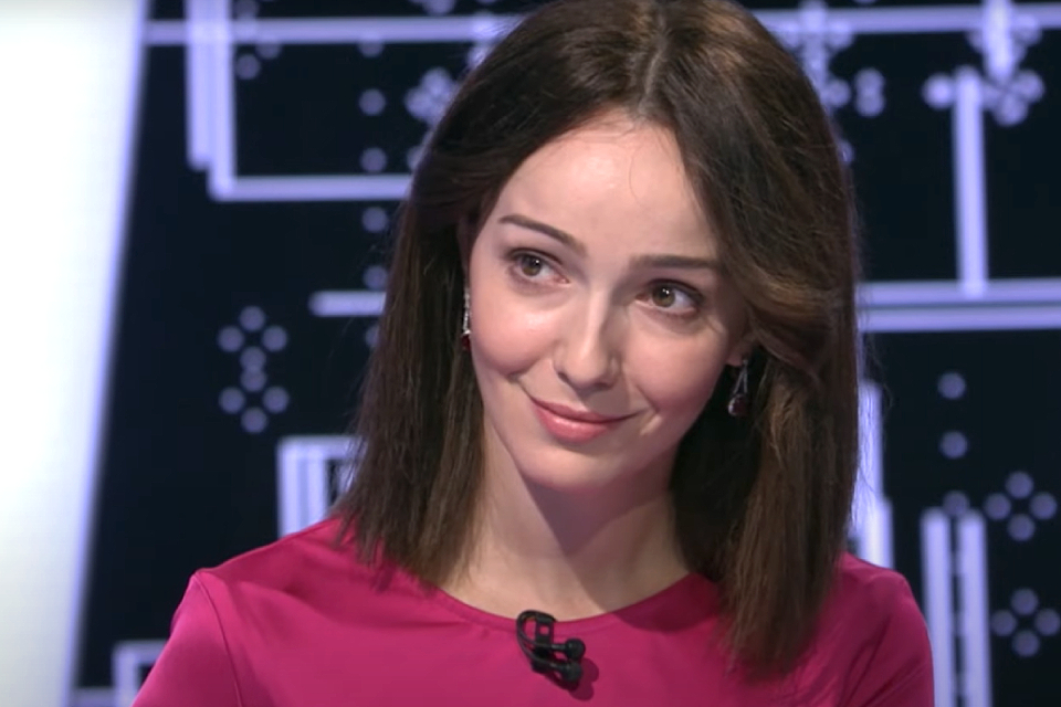 Валерия Ланская рассказала в «Секрет на миллион» о разводе, новом романе и здоровье Романа Костомарова