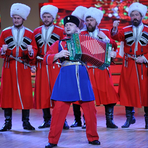 Концерт Кубанского казачьего хора