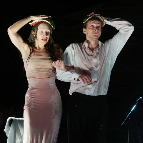 Спектакль «ДАМАСОБАЧКА» в МХТ Чехова