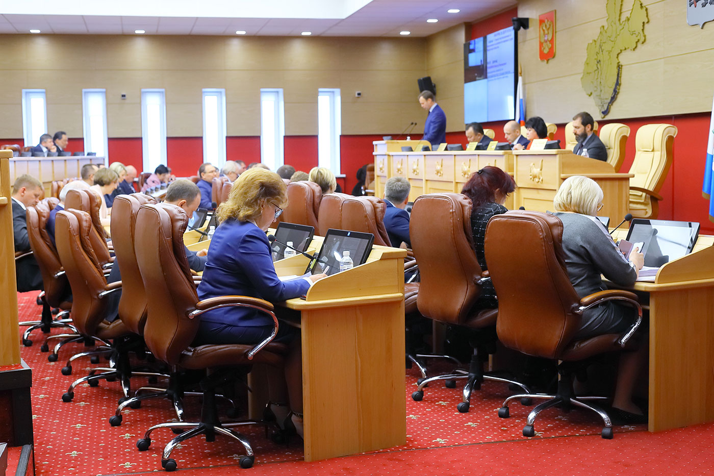 законодательное собрание жителей. законодательное собрание жителей. законодательное собрание нижегородской области. депутаты законодательного собрания иркутск. депутаты законодательного собрания омской области.