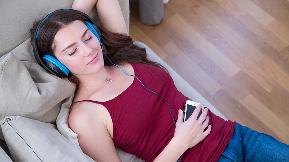 13 лучших наушников для прослушивания музыки в 2025 году