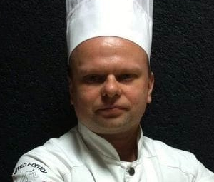 Олег Тверитнев