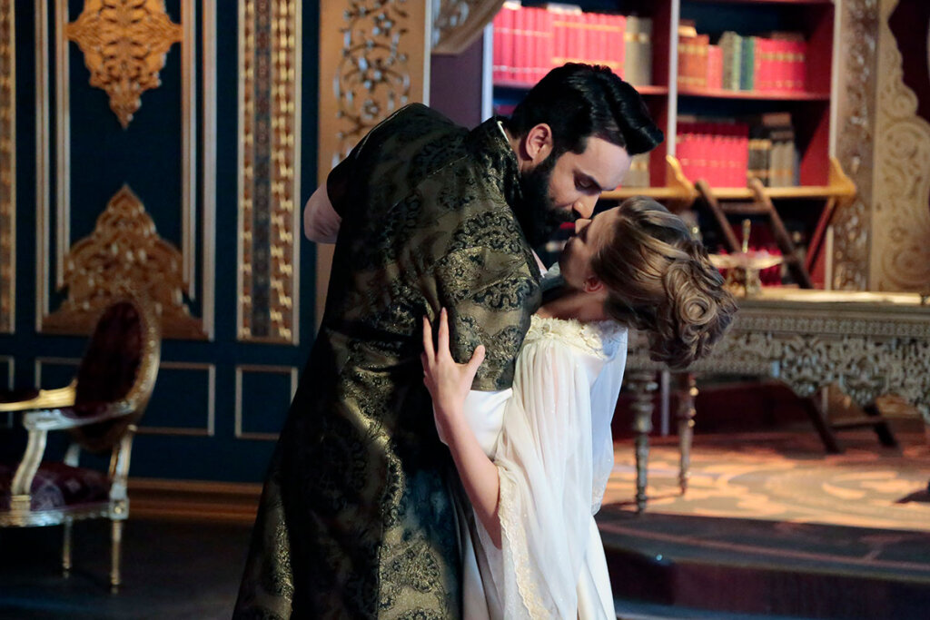 Как устроить романтичный карантин: начать смотреть турецкие сериалы