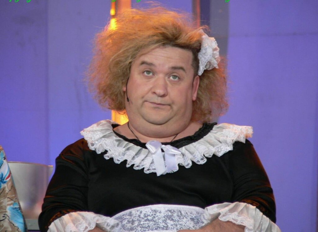 Комик Александр Морозов поделился шокирующими фотографиями с кусками обвисшей кожи