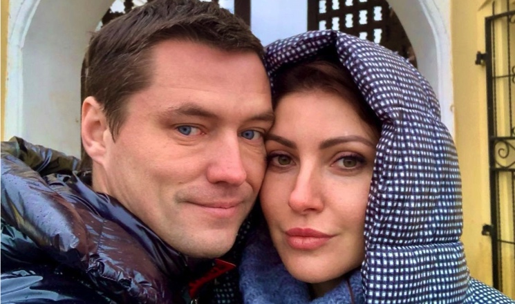 «Виновна в грехе прелюбодеяния. Пойдет в ад»: венчание Анастасии Макеевой обернулось грандиозным скандалом