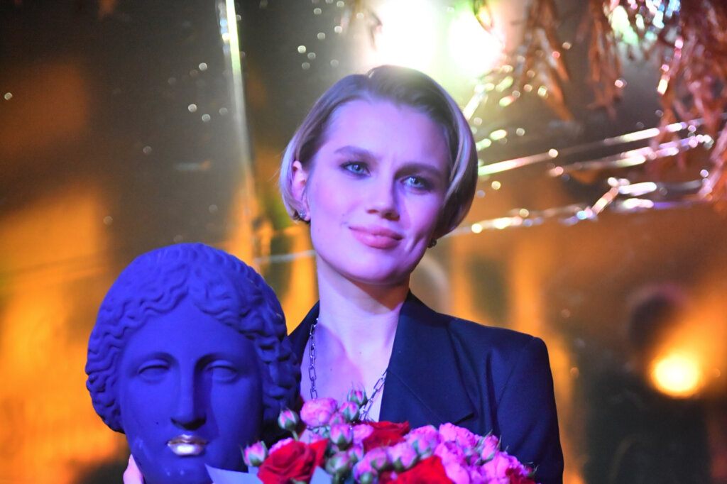 «Соскребали со дна»: Дарья Мельникова раскрыла правду о разводе с Артуром Смольяниновым