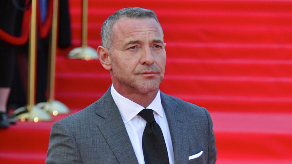 Максим Дрозд впервые показал сына после избиения