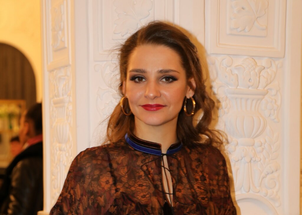 Рожает дома, растит четырех сыновей: как живет актриса Глафира Тарханова