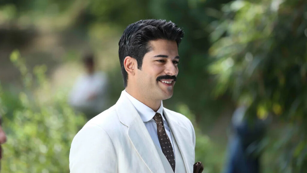 Бузова и Рудова пожирали глазами турецкого красавчика-актера Бурака Озчивита