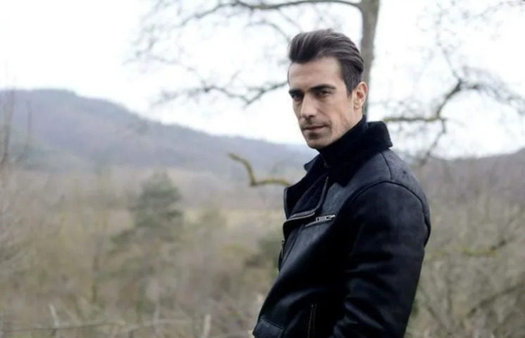 7 горячих турецких актеров в возрасте 40+