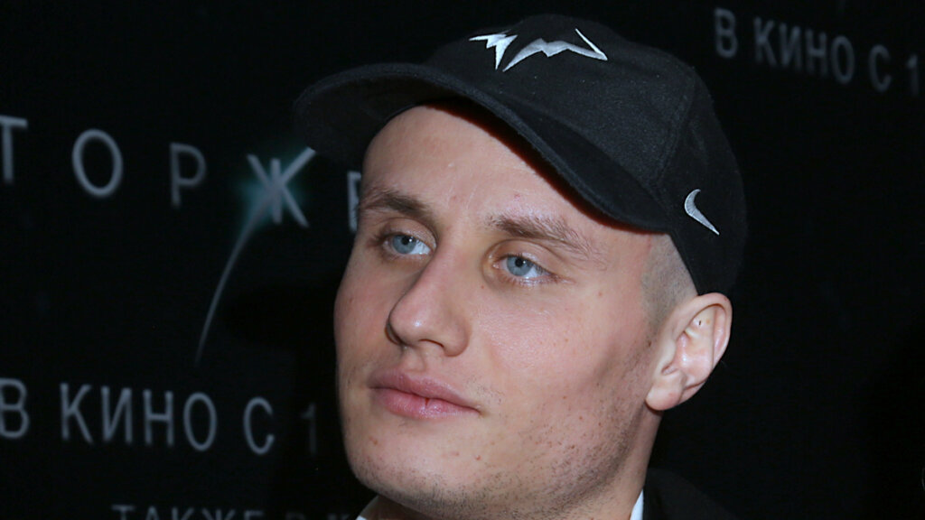 Актер Никита Кукушкин бросил неизлечимо больную маму и сбежал от мобилизации в Германию