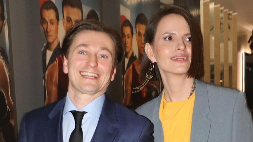 Сергей Безруков обвенчался в церкви с матерью своих детей