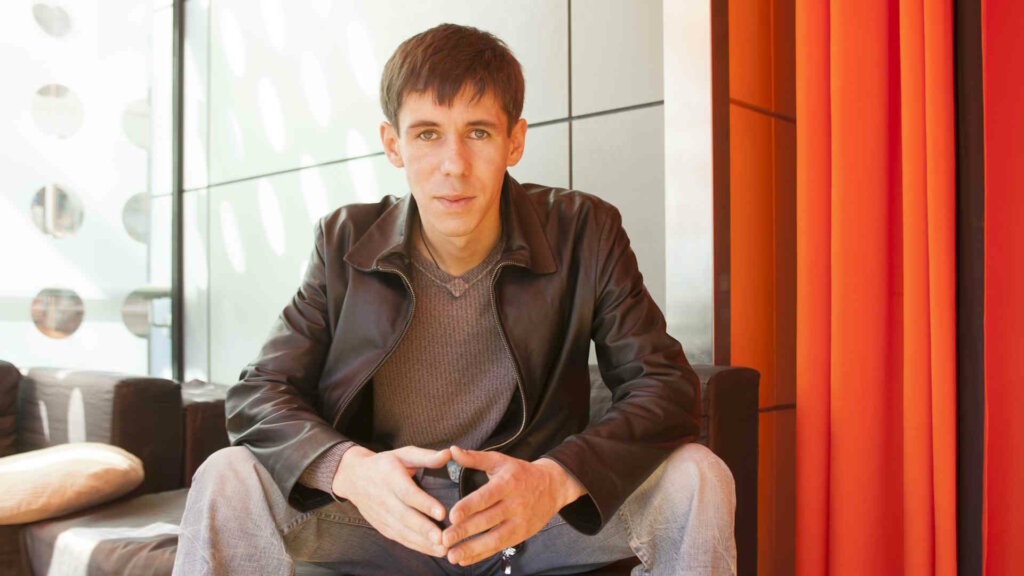 Алексей Панин рассказал, на какие средства живет в США