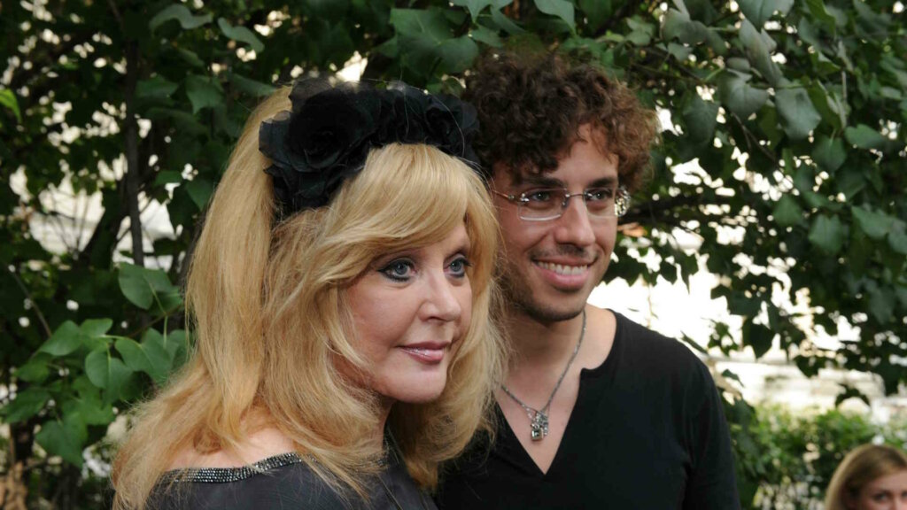 «Зато не бабник!» Алла Пугачева оправдала своего супруга за злоупотребление алкоголем