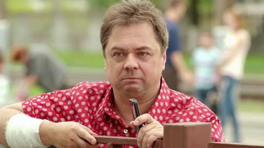 Звезда «Папиных дочек» Андрей Леонов пострадал во время репетиции спектакля