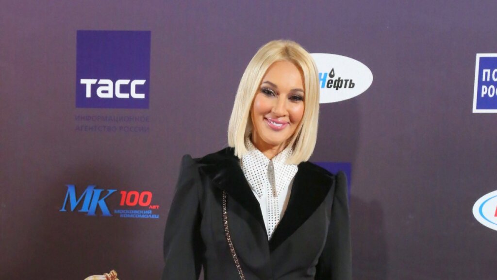 Лера Кудрявцева плеснула водой в лицо Ксении Собчак