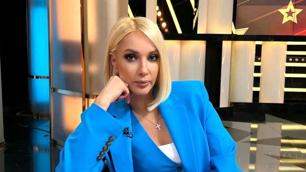 Фото изувеченной Леры Кудрявцевой: передвигается в инвалидной коляске