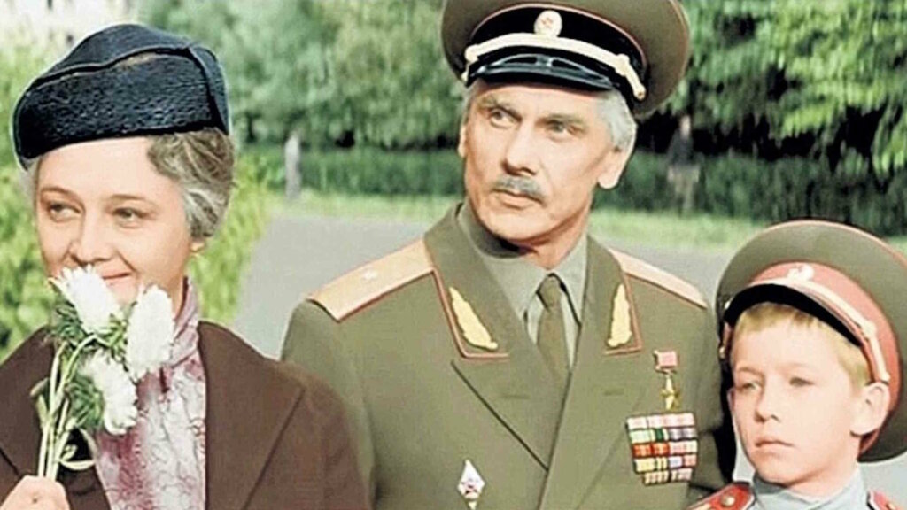 Все про защитников Отечества: что посмотреть по телевизору 23 февраля