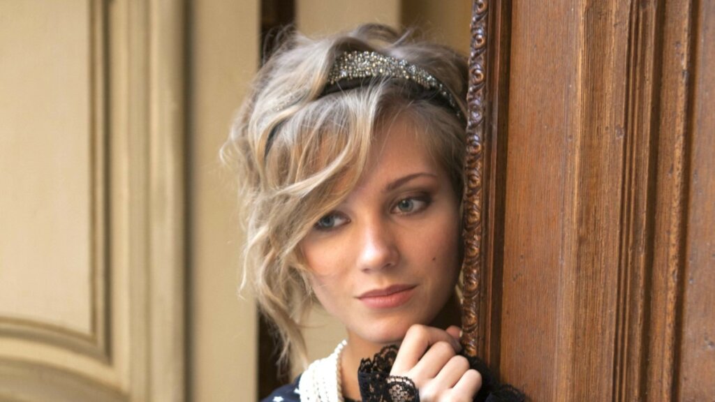 Кристину Асмус экстренно госпитализировали ночью в Москве