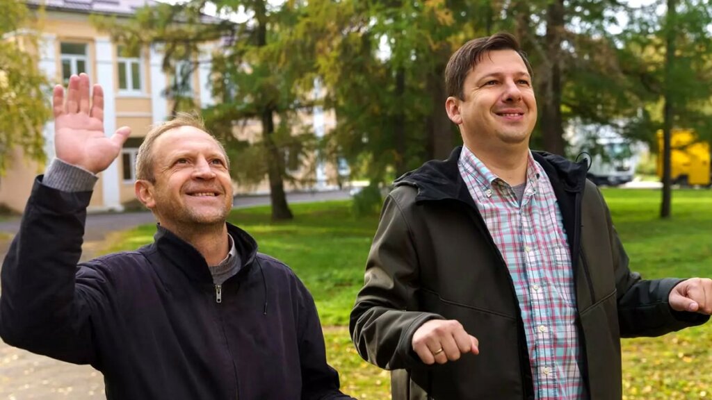 Погони, советское кино и современный Деточкин: как снимали сериал «Дядя Леша» с Тимофеем Трибунцевым в роли благородного вора