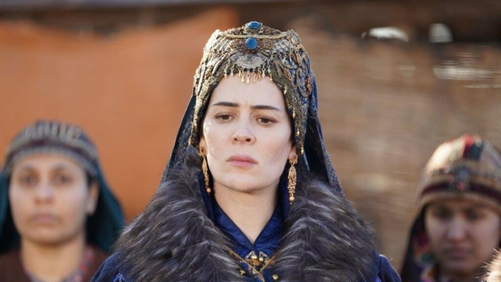 Звезда сериала «Основание. Осман» впервые стала мамой