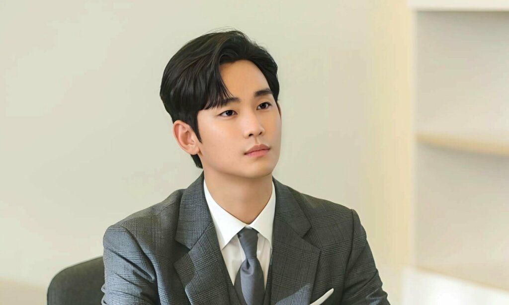 Ким Су-хён на грани отмены: популярного актера обвиняют в смерти Ким Сэ-рон