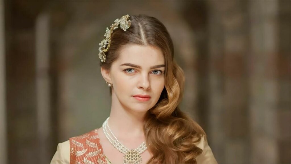 Изменяла первому мужу и прославилась благодаря роли Михримах: насыщенная жизнь Пелин Карахан