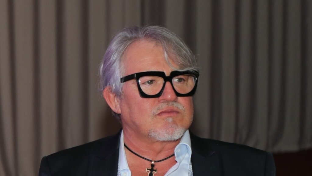 Сыновей Дмитрия Диброва спешно вывезли из Москвы после скандала с изменой жены Полины