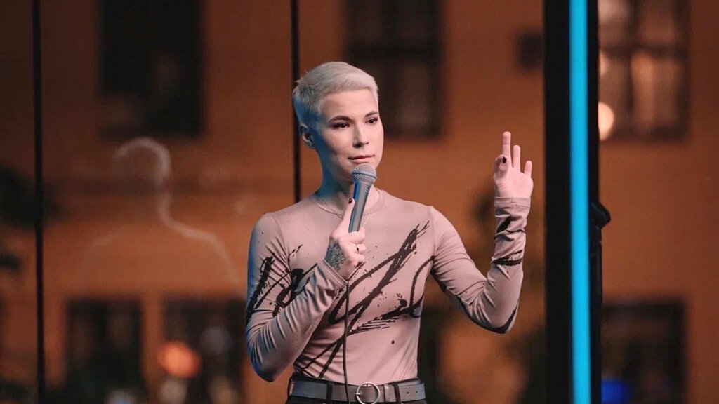 Пьянство матери и нищета: как живет бездетная юмористка Зоя Яровицына