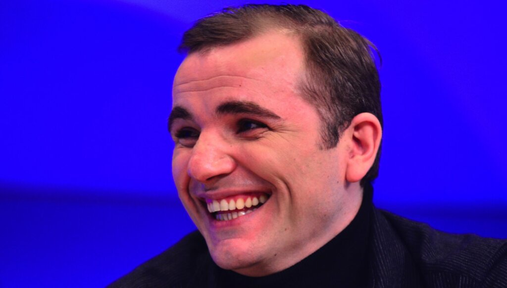 Воровал солярку, бился на ринге и заставил Канны аплодировать стоя: чей сын Максим Стоянов