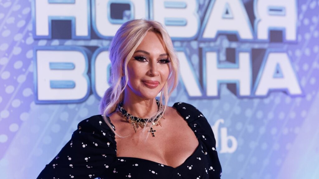 Изменившая внешность при помощи ИИ Лера Кудрявцева восхитила поклонников