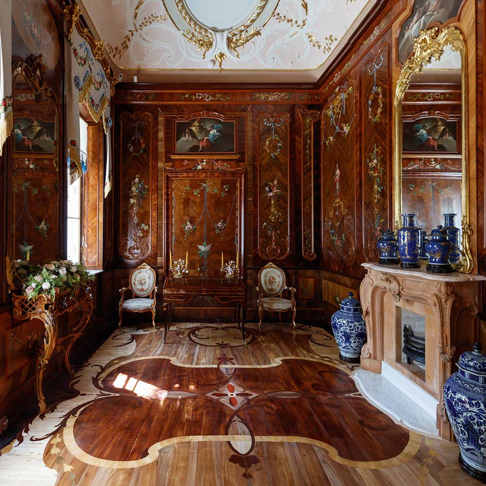 интерьер комнаты во дворце