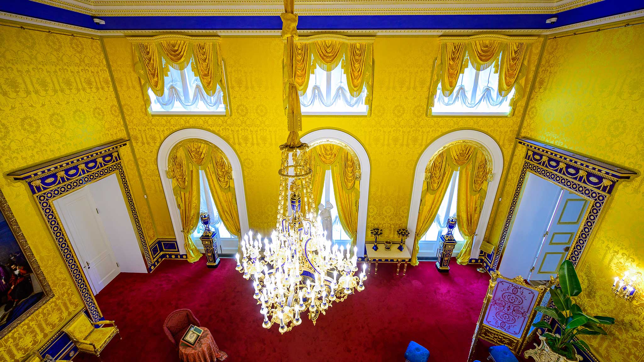 Лионский зал в екатерининском дворце