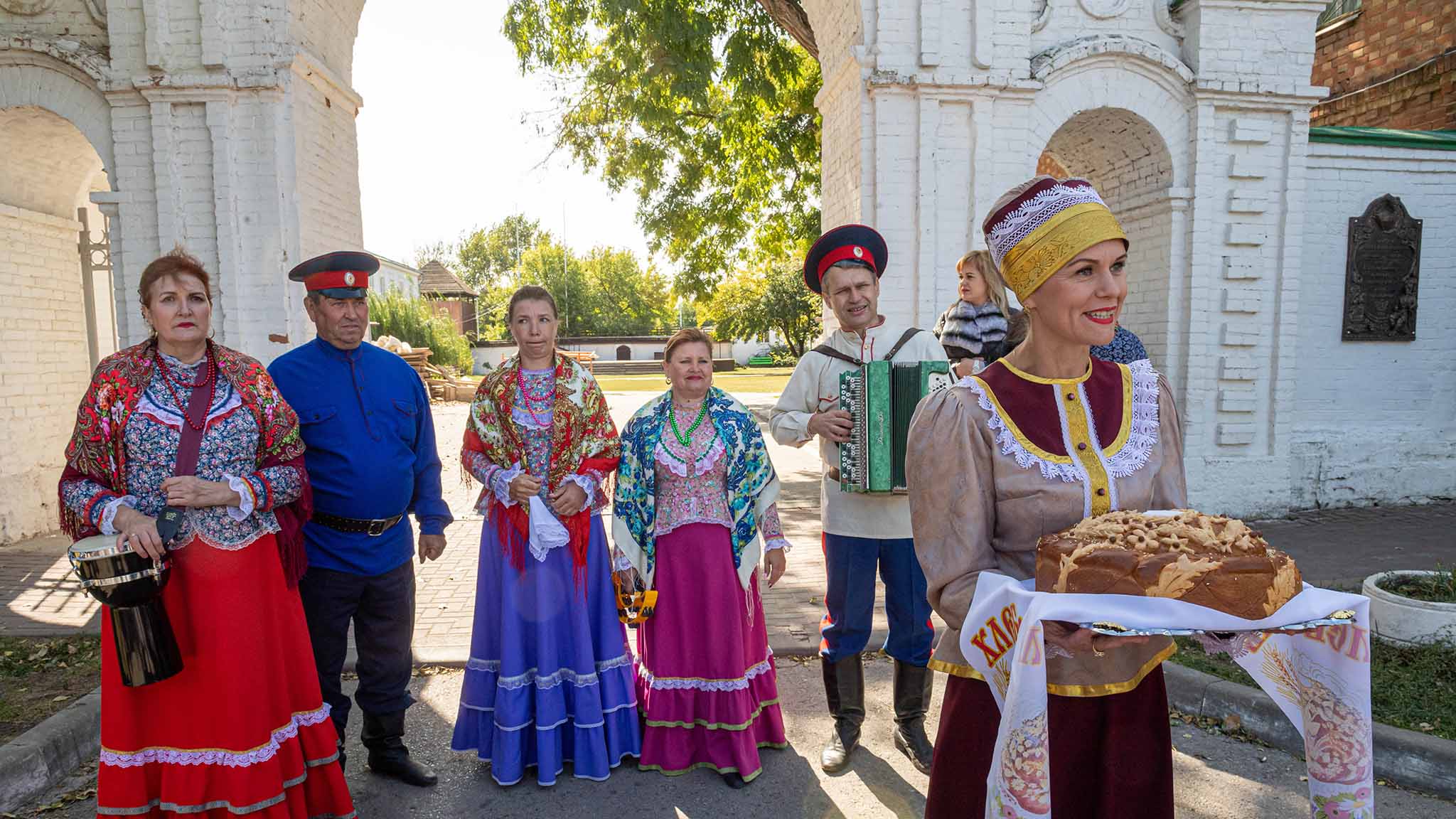 Гостеприимство на дону. Фестиваль национальной кухни. Казачье застолье. Казачье гостеприимство. Казачье застолье.