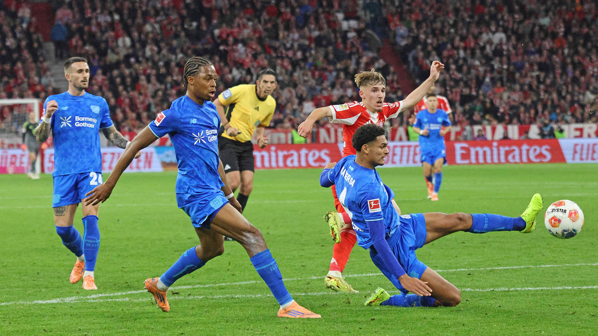 ФК «Байер» – ФК «Бавария». Фото: globallookpress.com/IMAGO/Mladen Lackovic