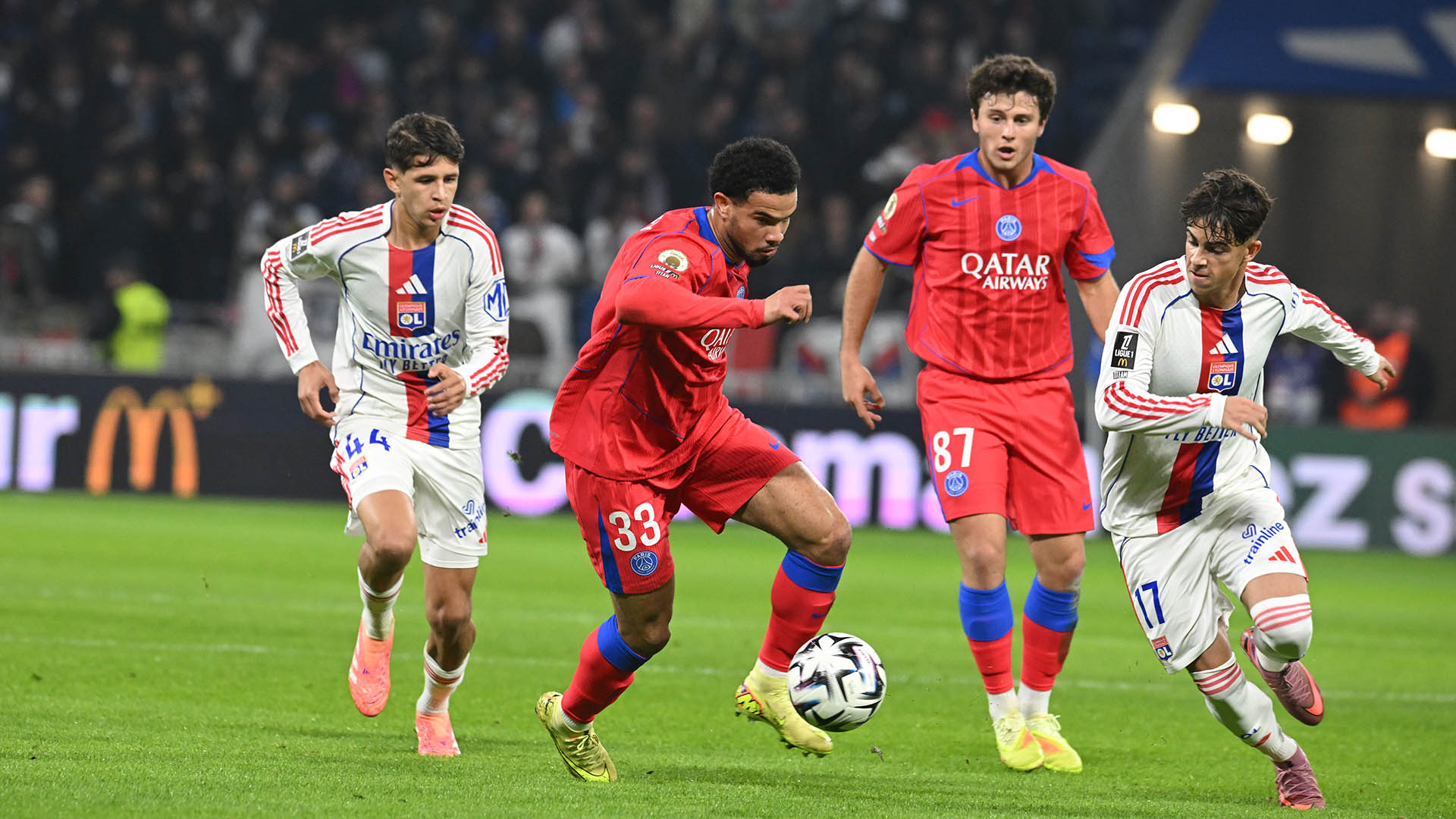 ФК ПСЖ — ФК «Олимпик Лион». Фото: globallookpress.com/Allili_mourad