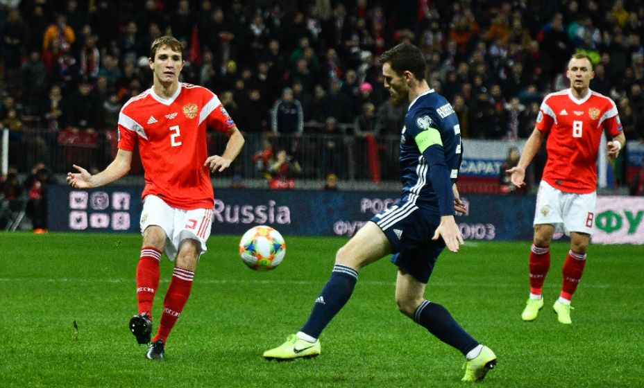 В топ-10 самых дорогих игроков РПЛ, по версии Transfermarkt, попал лишь один игрок сборной России - натурализованный бразилец Марио Фернандес. Фото: Global Look Press