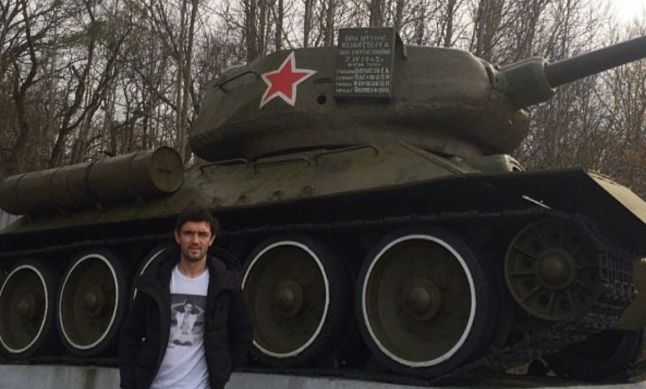 Юрий Жирков, когда переходил в «Челси», мечтал о танке. Фото: Инстаграм Юрия Жиркова