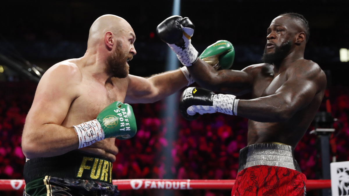 Третий поединок Фьюри - Уайлдер выдался очень ярким. Фото: REUTERS