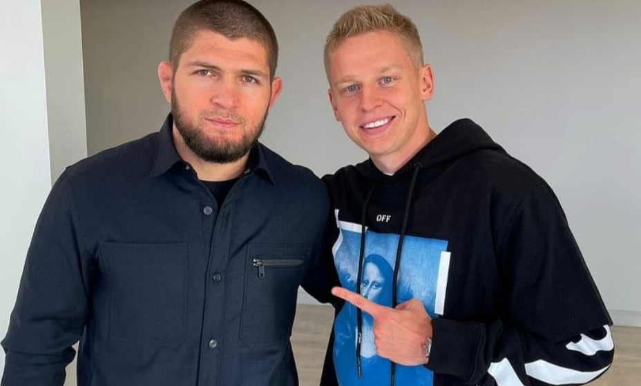 Хабиб Нурмагомедов поддержал украинского игрока Александра Зинченко, которого затравили на родине из-за фото с ним. Фото: Instagram Александра Зинченко