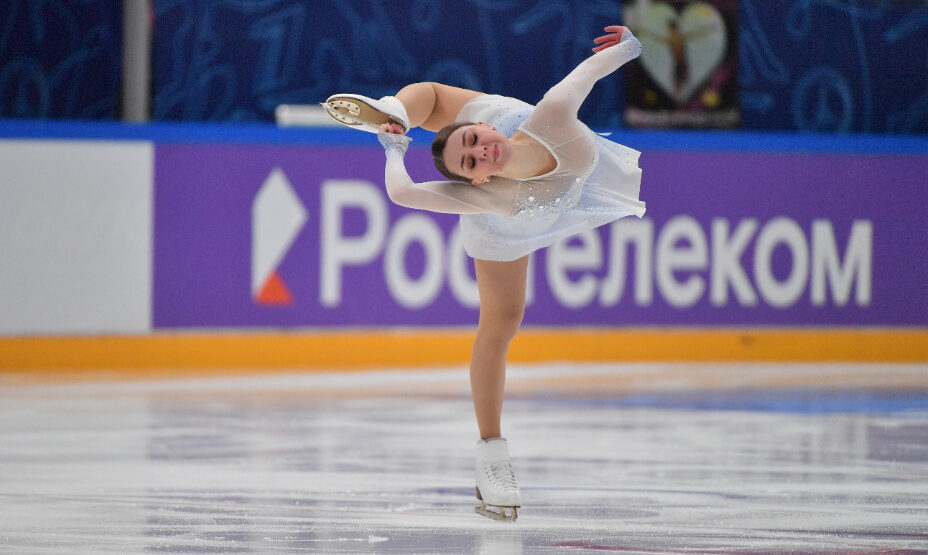 Елизавета Нугуманова, фигурное катание
