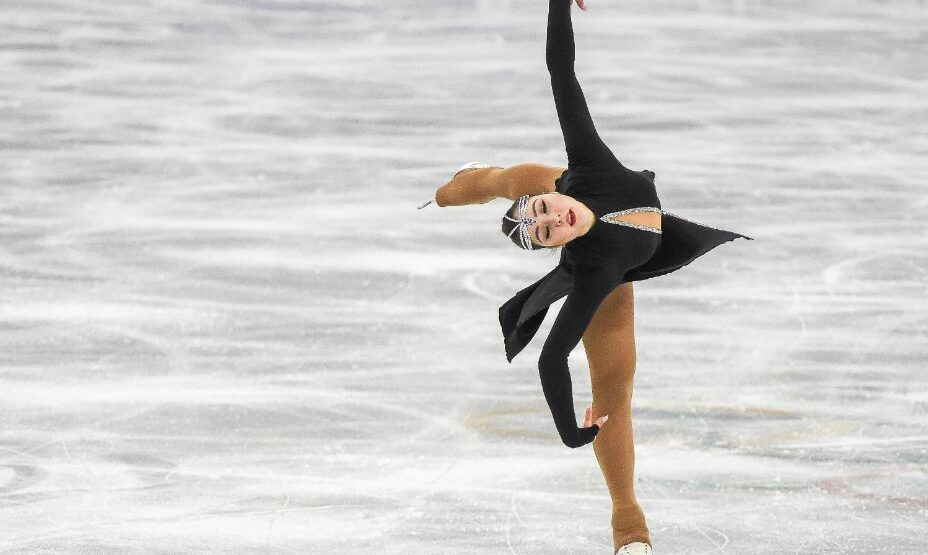 Айза Мамбекова