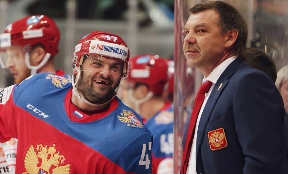 Александр Радулов и Олег Знарок объединились в «Ак Барсе», но надолго их не хватило. Фото: ВК ХК «Ак Барс»