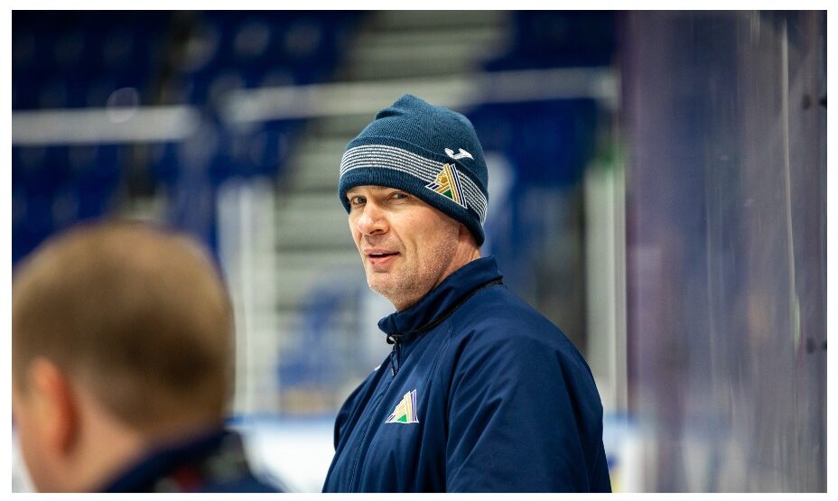 Виктор Козлов