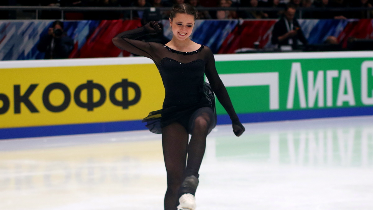 Валиева стала лучшей на прыжковом чемпионате России в Санкт-Петербурге, победив Софью Муравьеву. Фото: GLOBAL LOOK PRESS