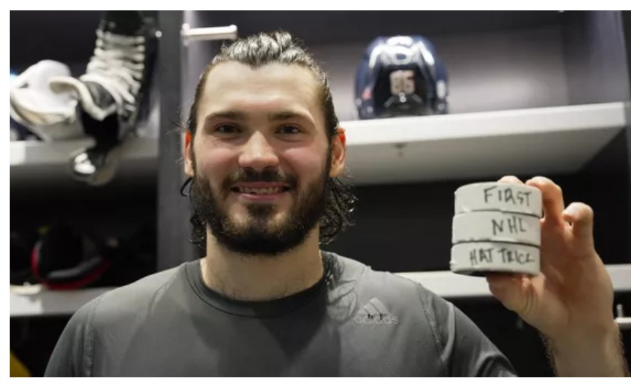 Марченко оформил свой первый хет-трик в НХЛ. Фото: соцсети «Коламбуса»